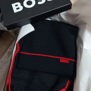 Original Hugo Boss muski komplet
