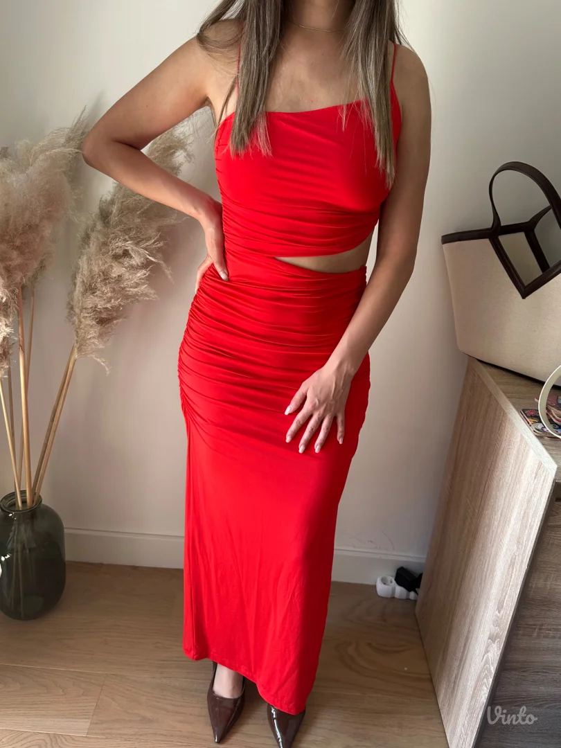 Zara crvena midi haljina👗sa etiketom‼️