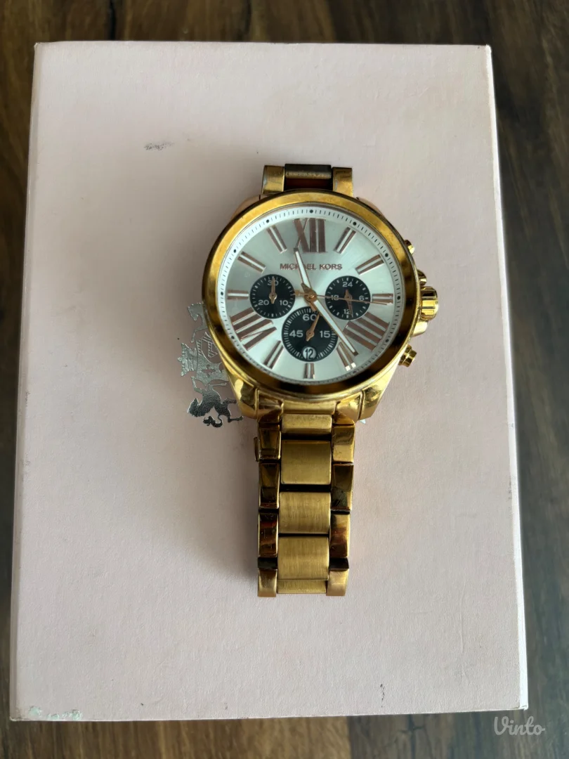 Sat Michael Kors