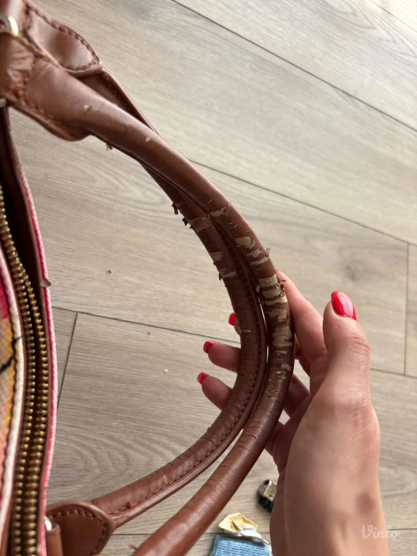 ORIGINAL Desigual torba – Global Traveller (Oštećene ručke)
