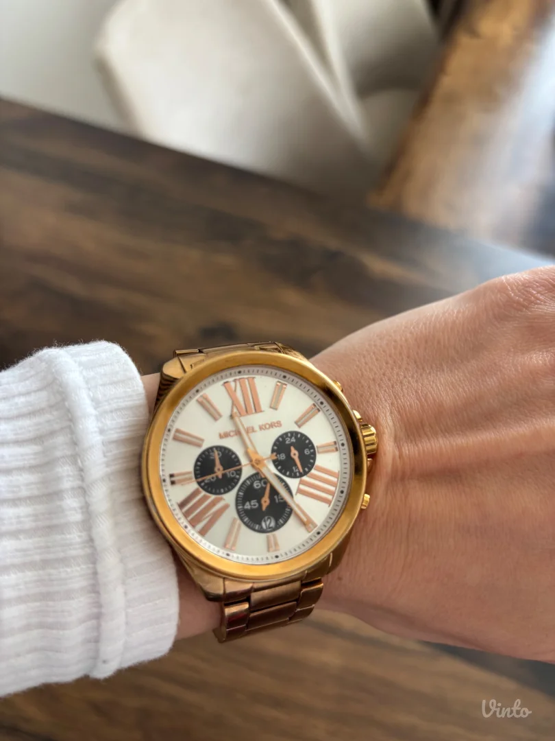 Sat Michael Kors