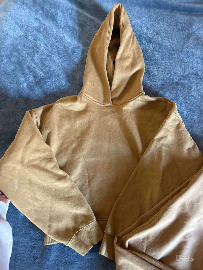 Bershka- komplet trenerka