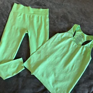 Primark- set za trening