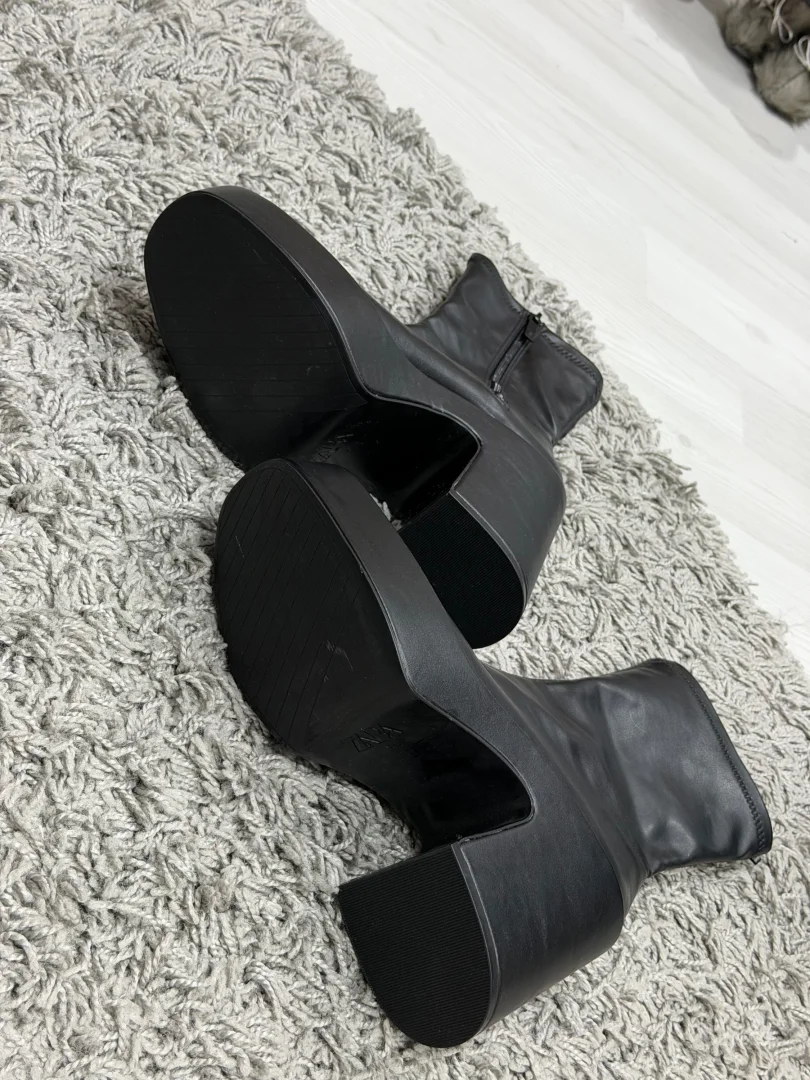 Zara cizme 39