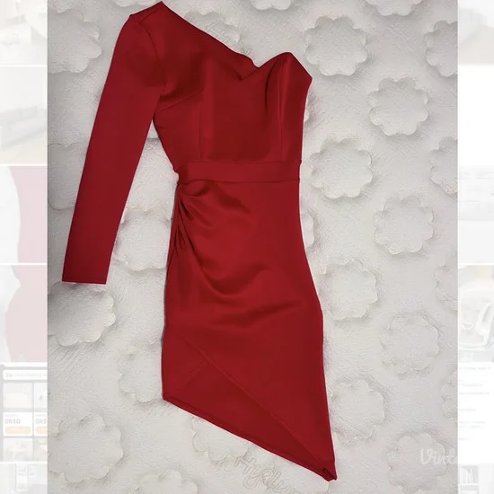 Sanya design haljina, jednom nosena