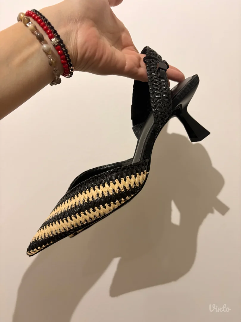 Zara štikle NOVE!