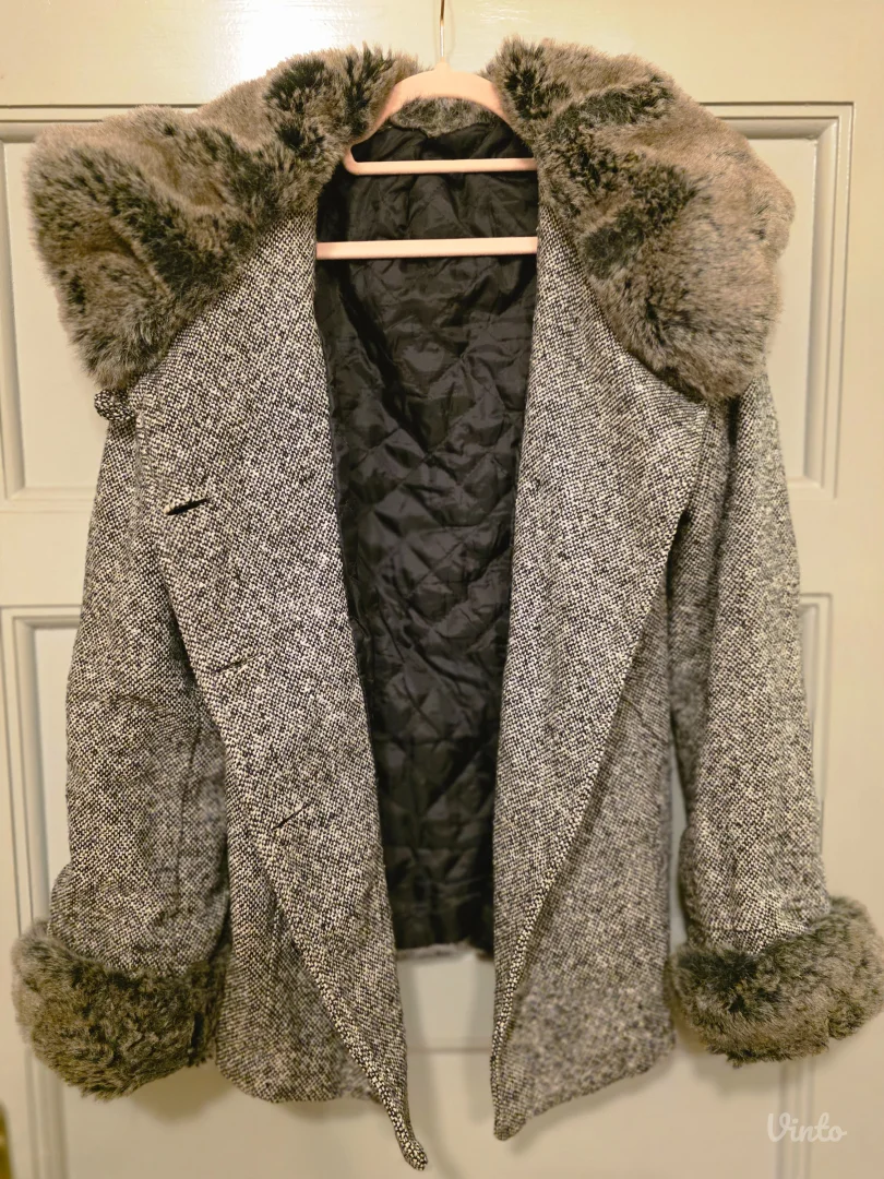 Topla zimska jakna bundica