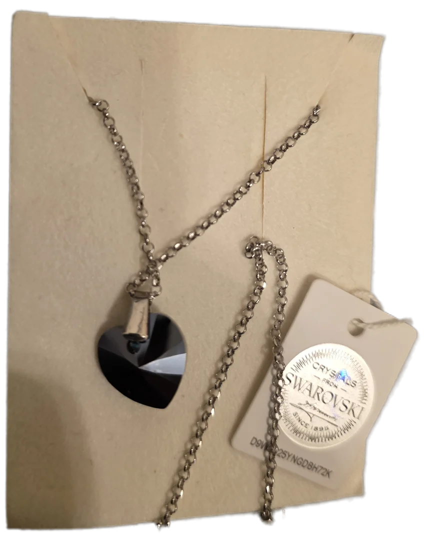 Srebrna ogrlica nova sa Swarovski priveskom