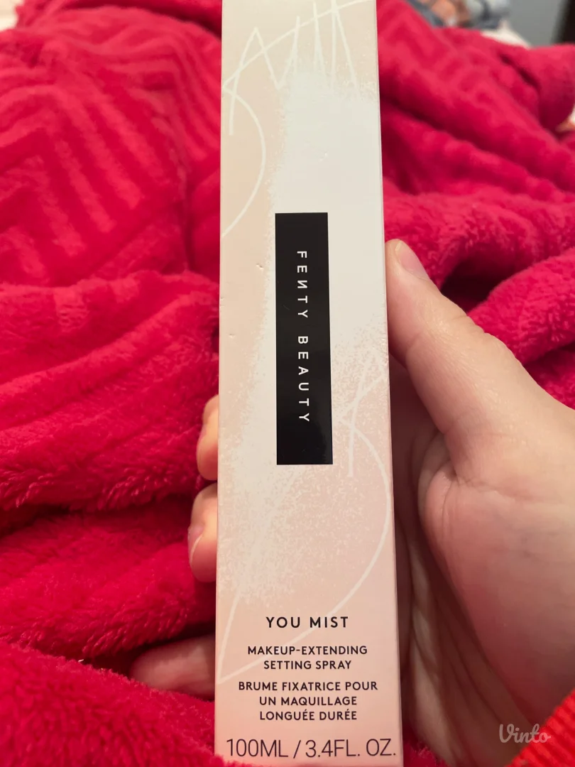 Fenty beauty You mist setting spray