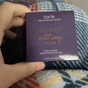 TARTE Creaseless Setting Powder