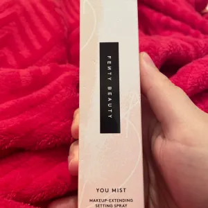 Fenty beauty You mist setting spray