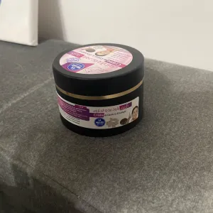 Krema za lice od puževe sluzi iz Maroka