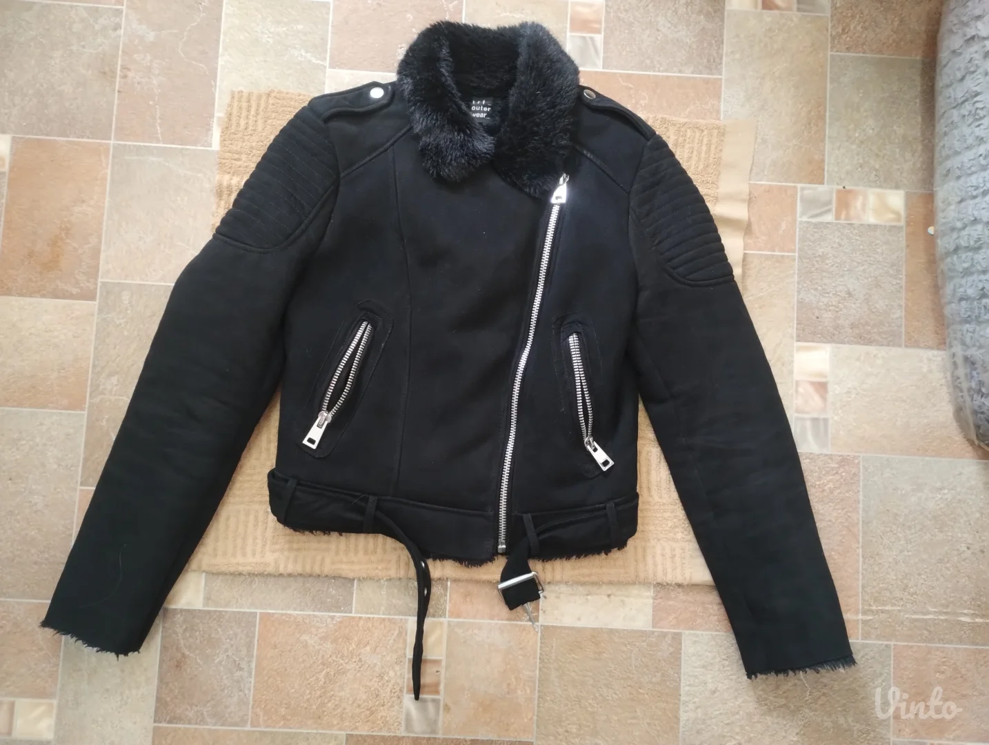 Zara jakna - monton xs