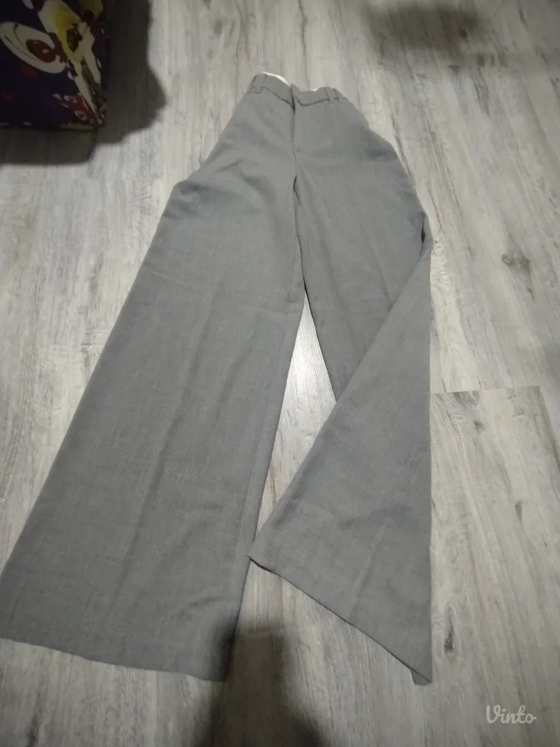 Hm pantalone Top novo