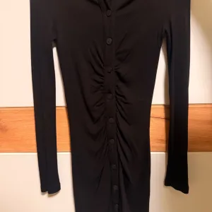 Stradivarius haljina s-m veličina