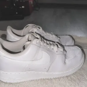 Nike Air Force ORIGINAL - patike