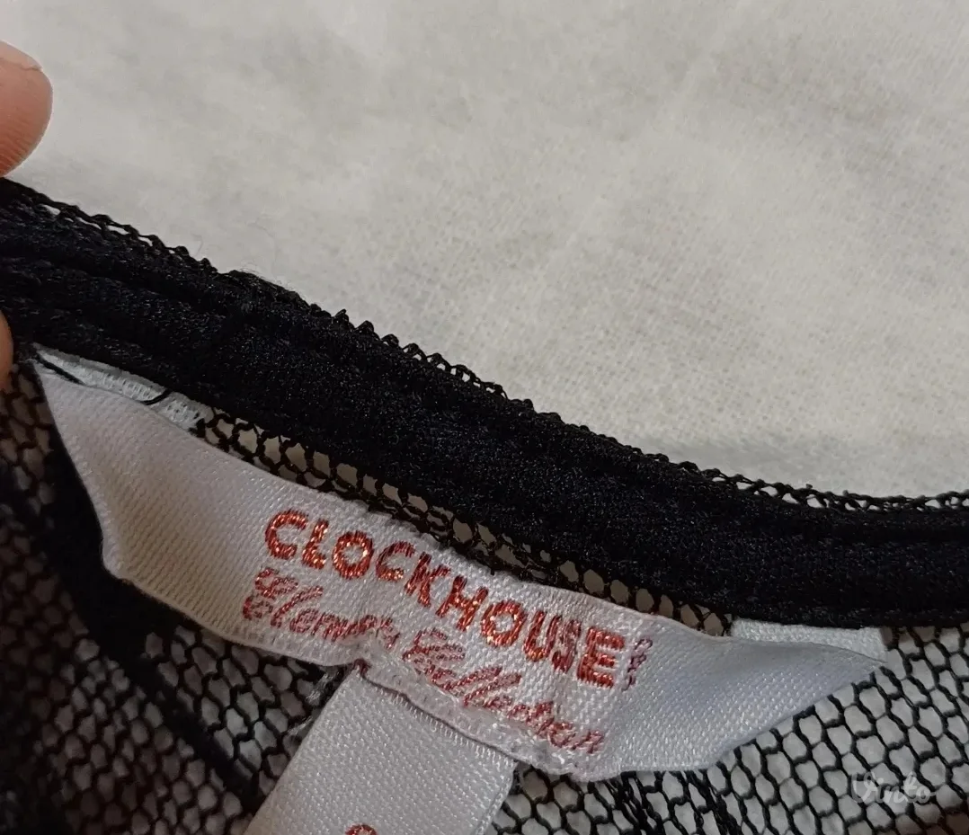 mrežasta majica sa zvezdicama