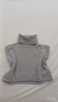 crop top džemper