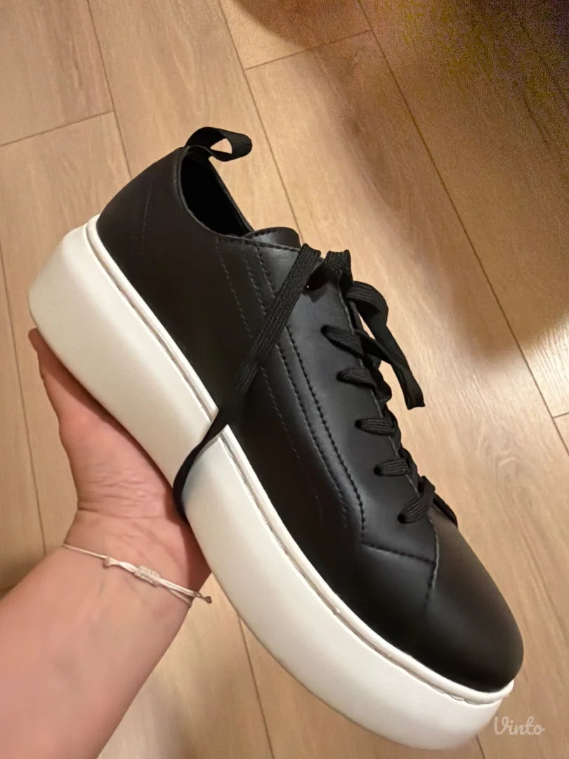 Armani Exchange patike