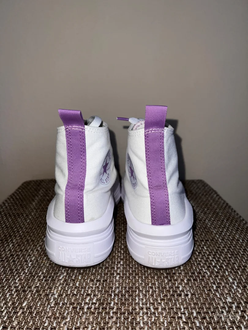 Converse duboke patike bele