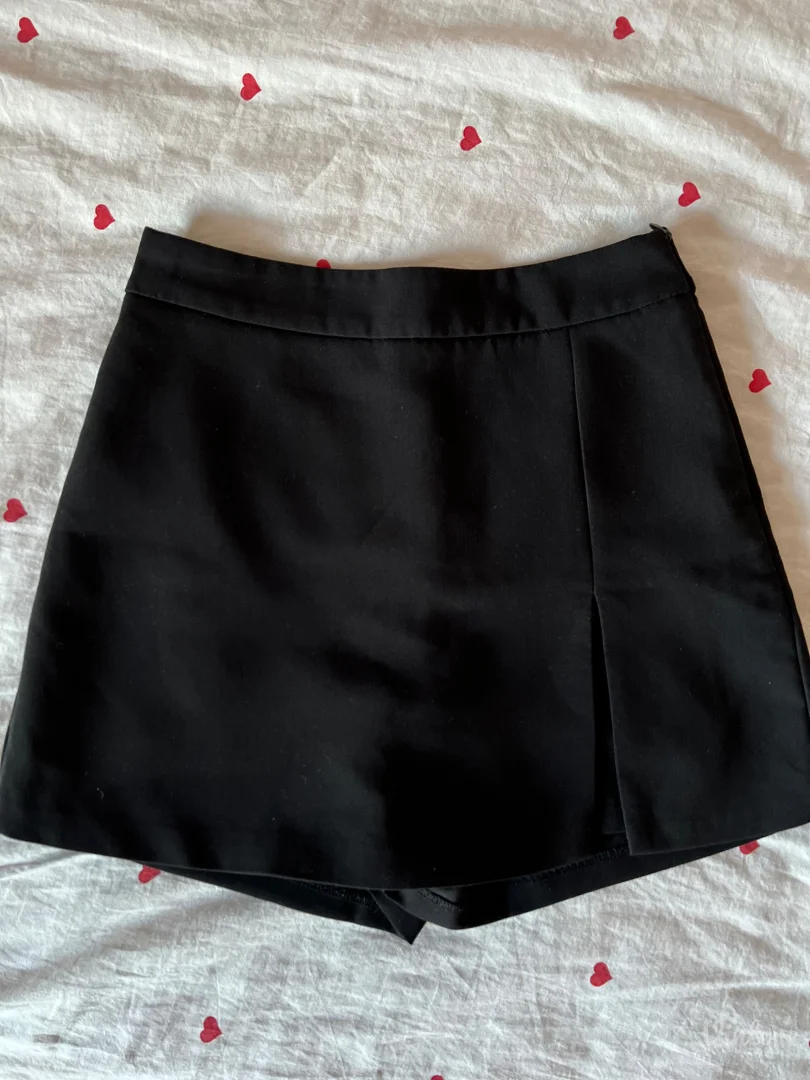 Amisu suknja-sorts crna