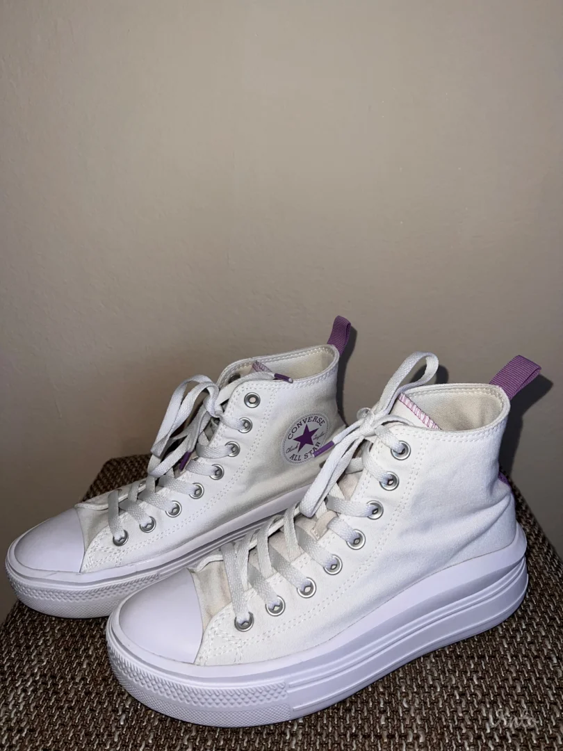 Converse duboke patike bele