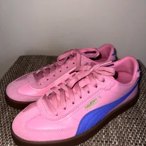 Puma club II era ženske patike