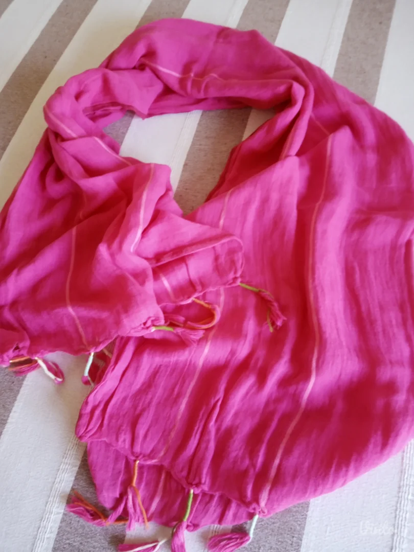 Zara, velika ešarpa