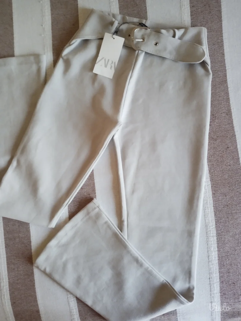 Zara, jeggings pantalone, nove, M