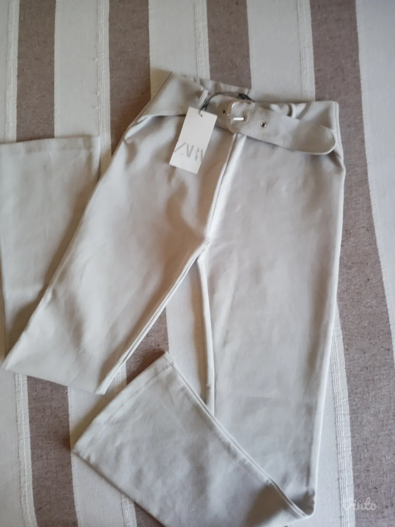 Zara, jeggings pantalone, nove, M
