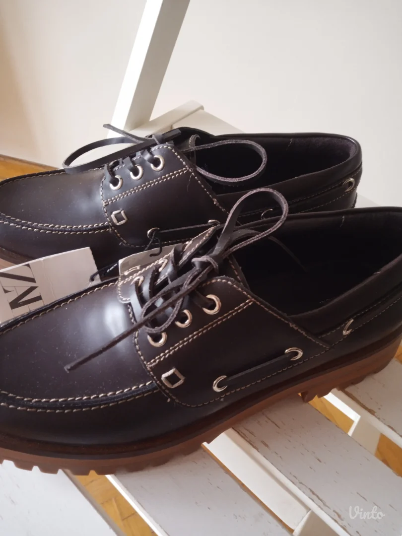Zara, savršene koledž cipele br 40