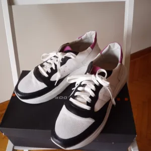 Kožne patike, Labrador, 40