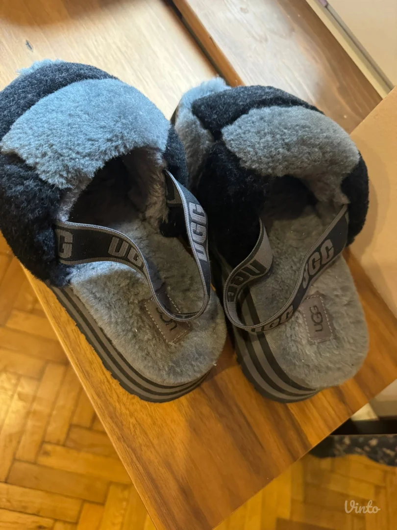 UGG papuce 38