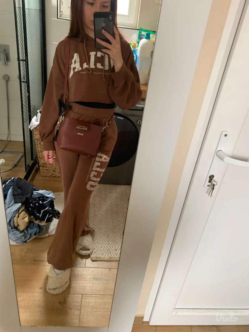 H&M - komplet trenerke