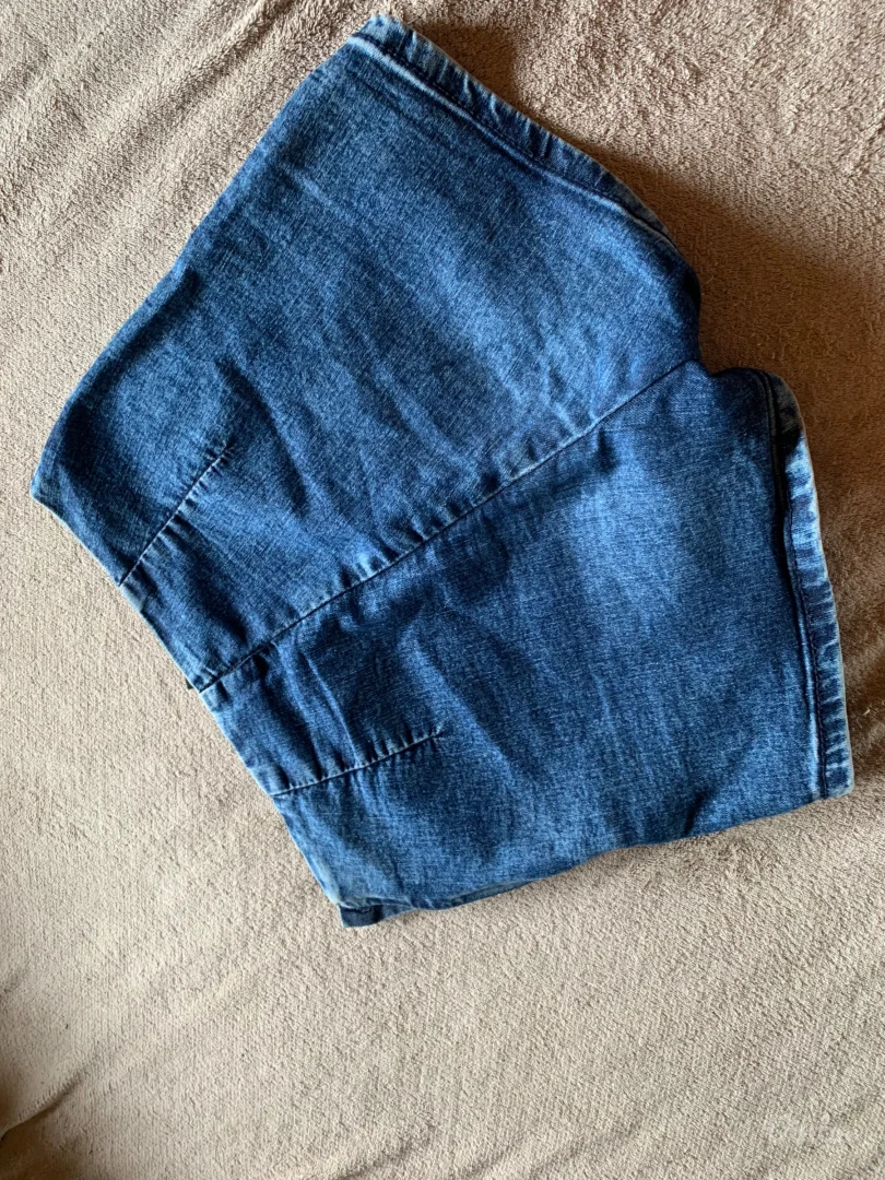 Ženska košulja (poklon uz nju)