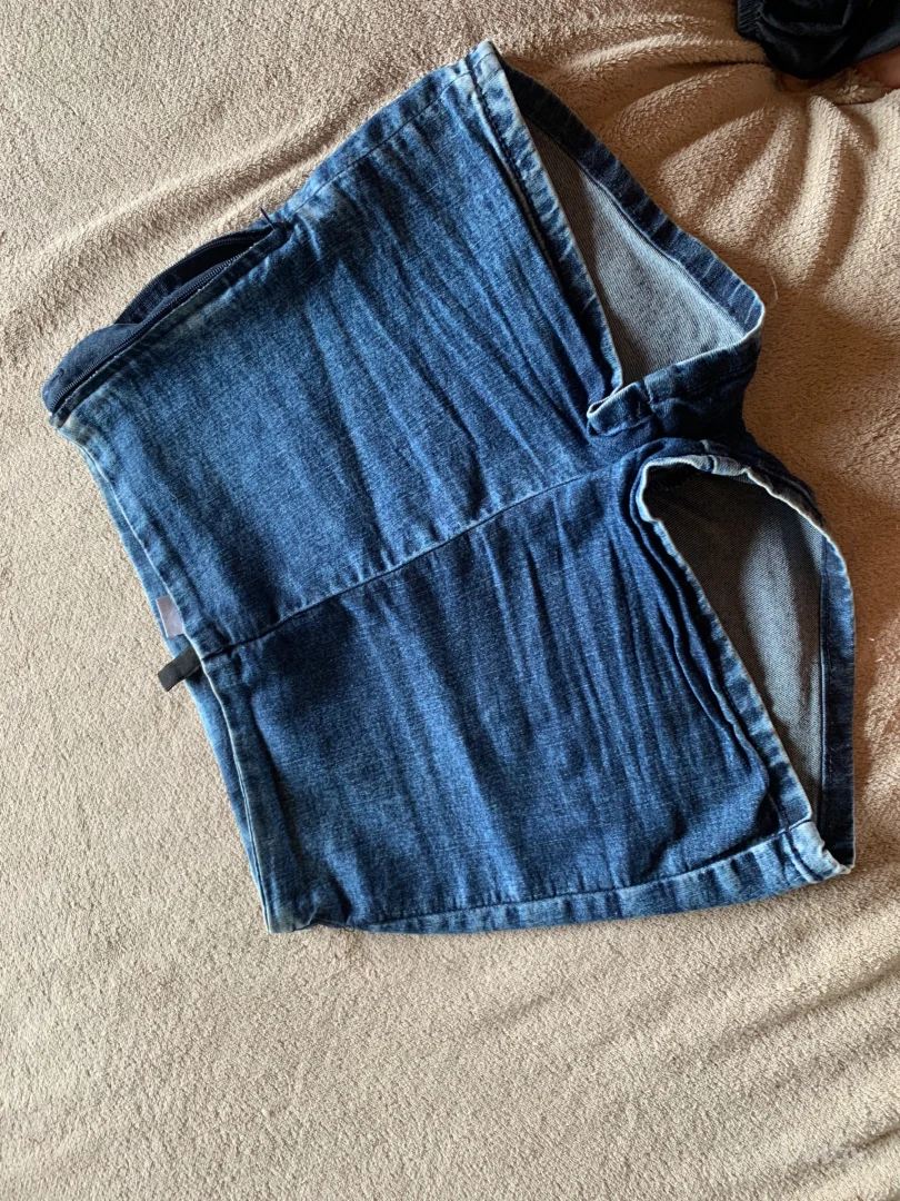 Ženska košulja (poklon uz nju)