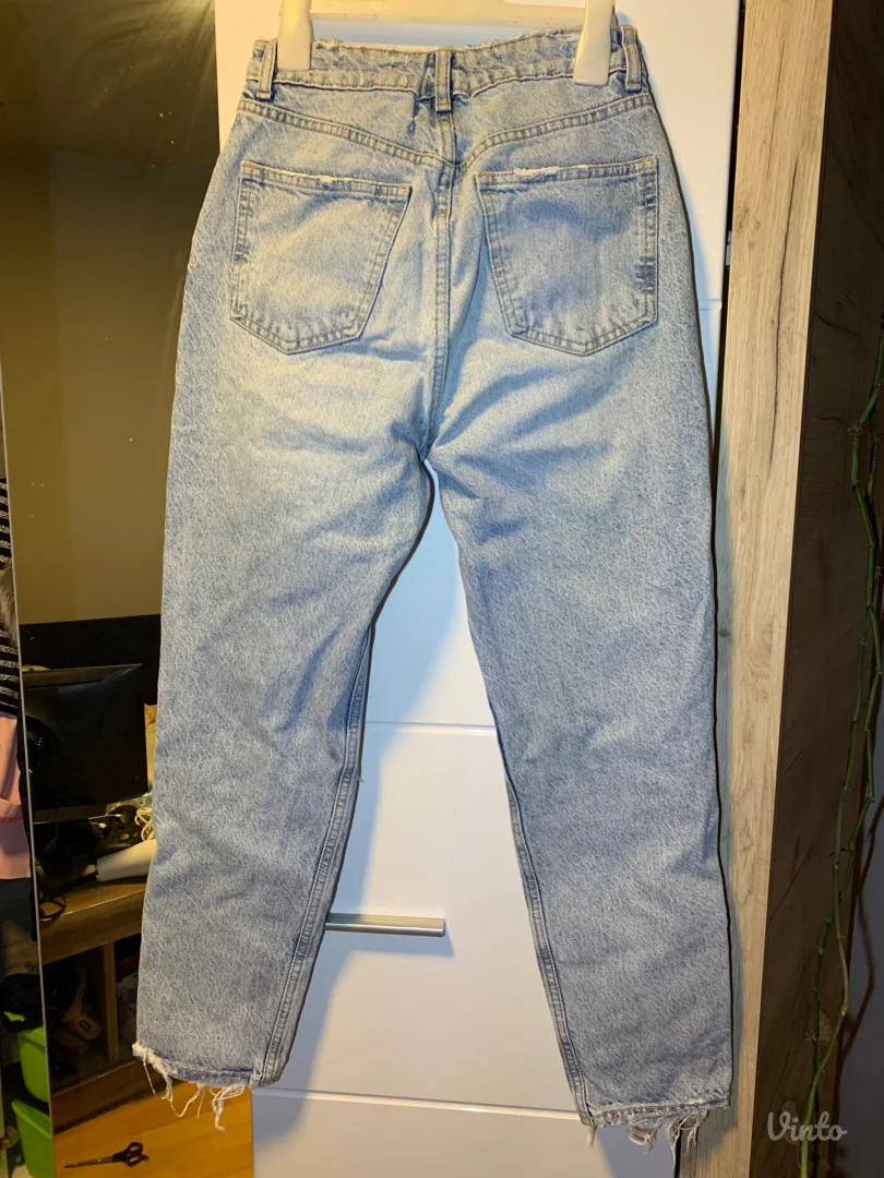 Zara - ženske farmerke