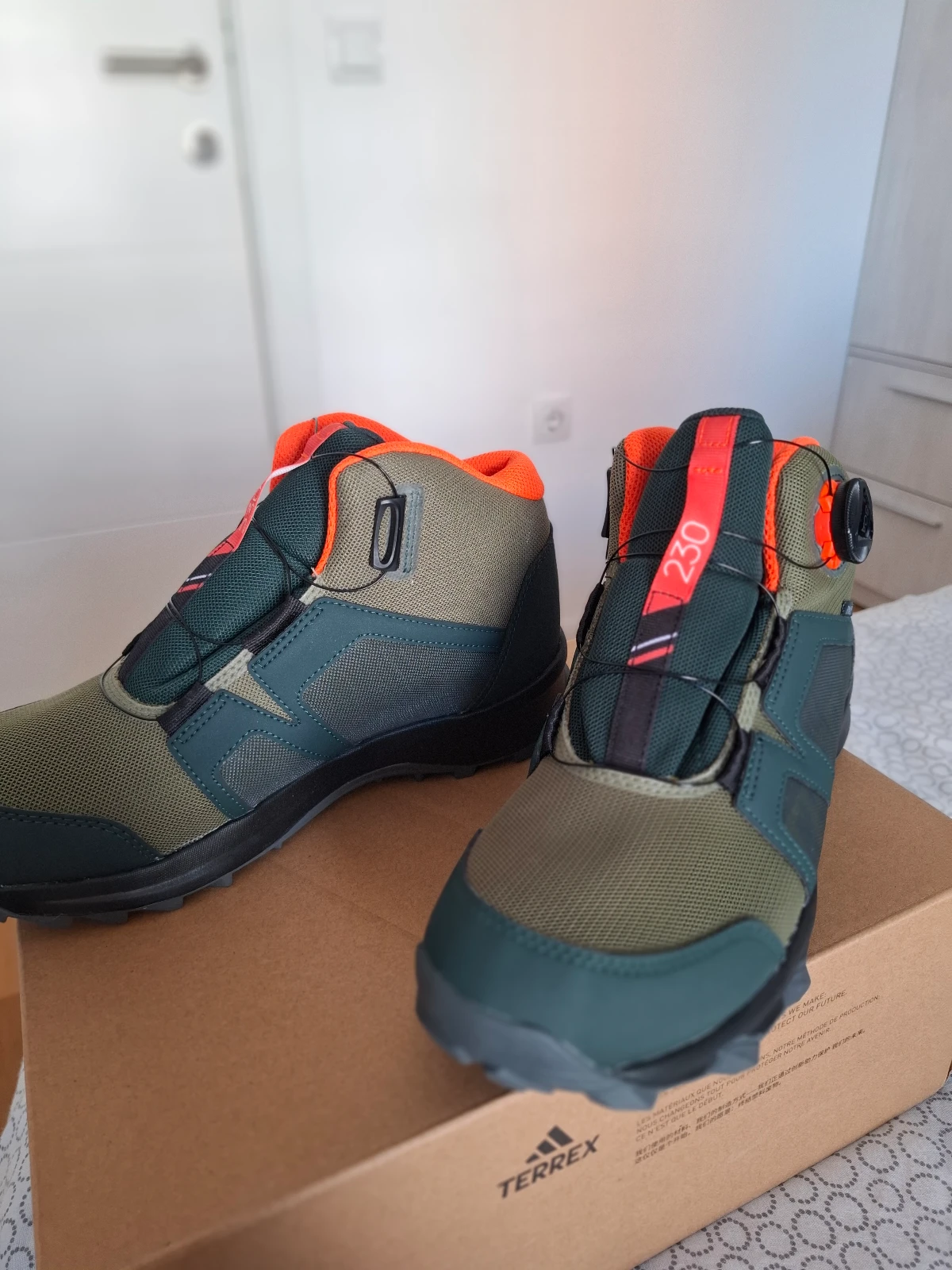 Adidas Terrex patike NOVO (veličina 40)