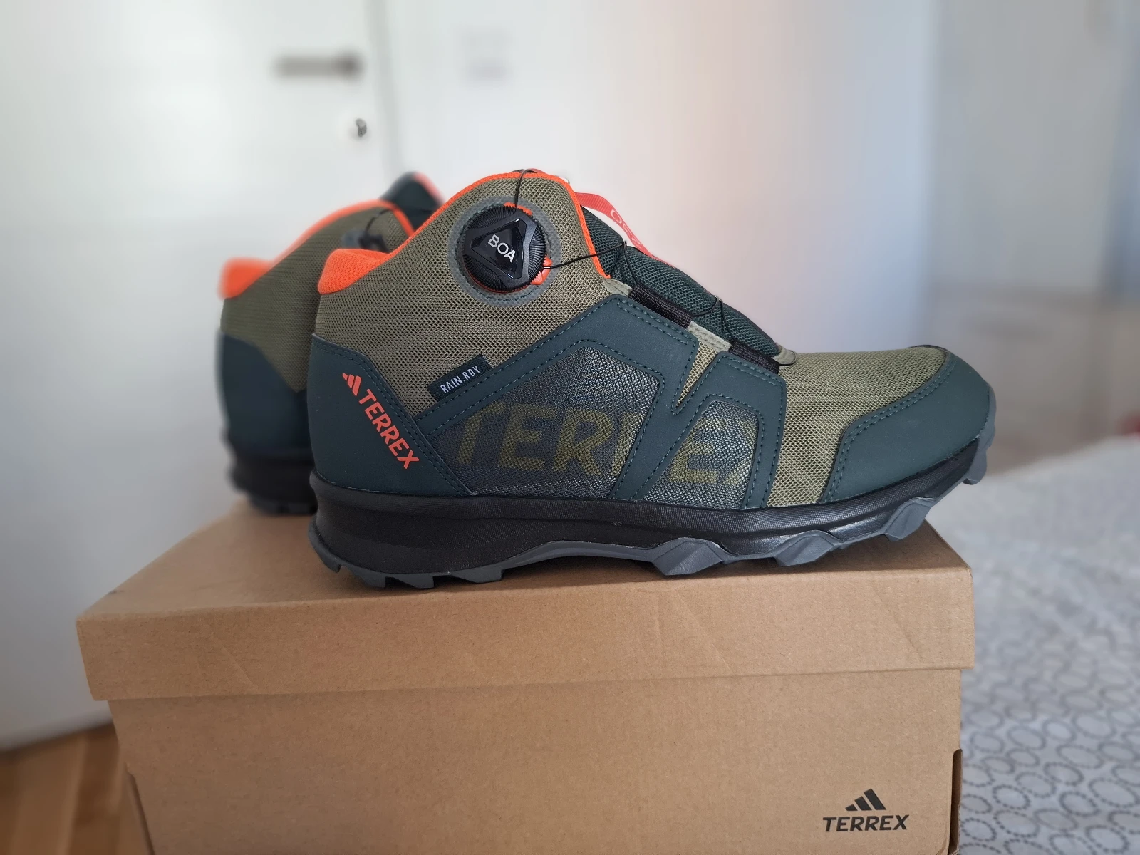 Adidas Terrex patike NOVO (veličina 40)