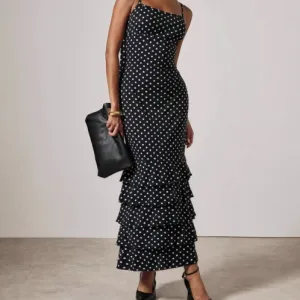 Nova haljina na tufnice