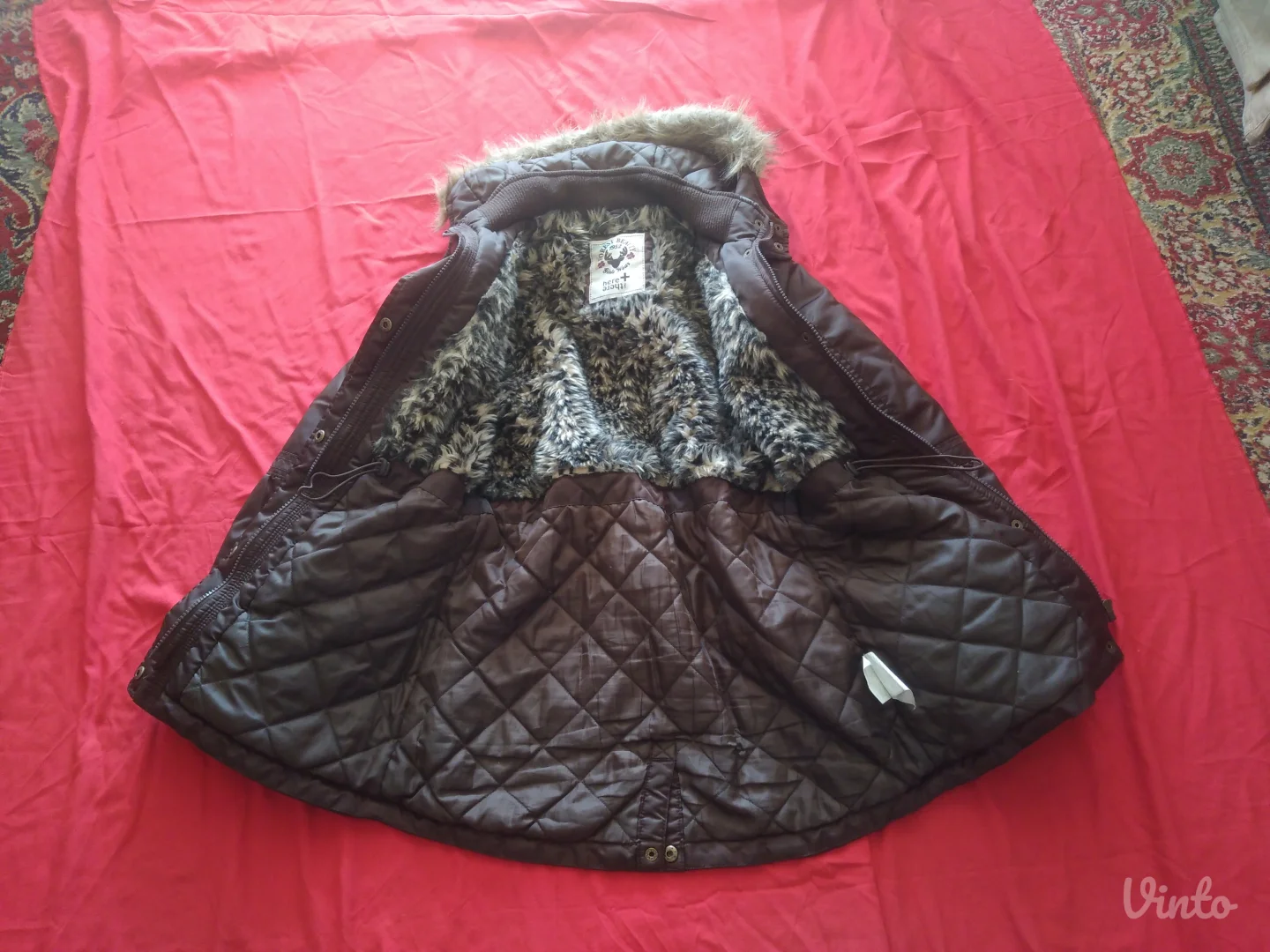 S velicina braon nepromociva jakna