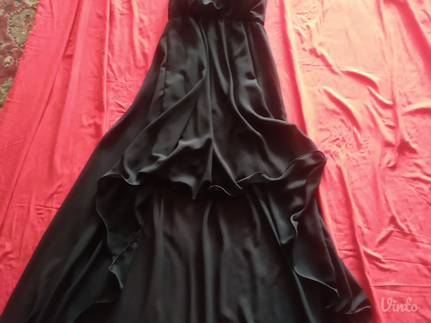 XS velicina crna haljina