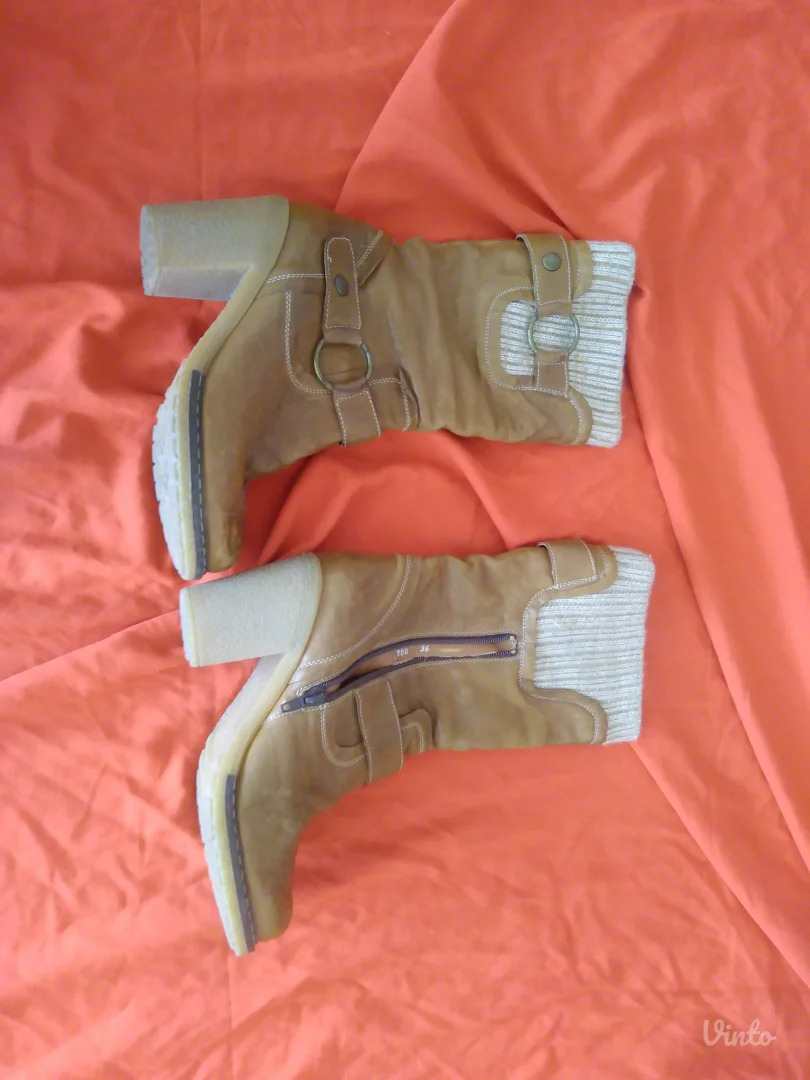 36 velicina braon cizme + crne na poklon