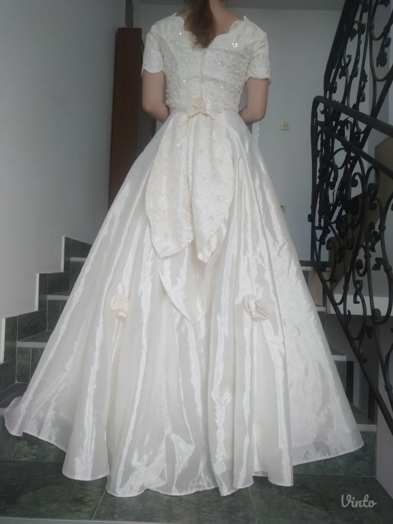 S velicina nezno krem vencanica