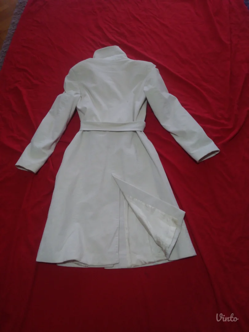 S velicina beli Vogeli kaput sa kaisem