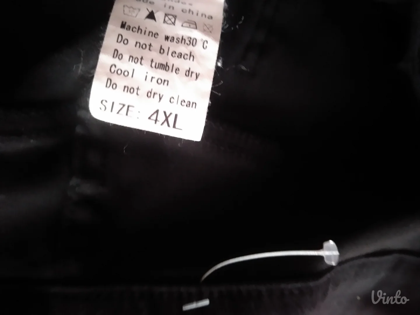 4XL velicina crne farke