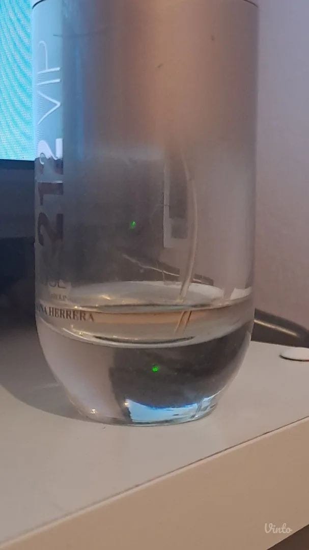 Carolina Herrera 212 Vip Rose