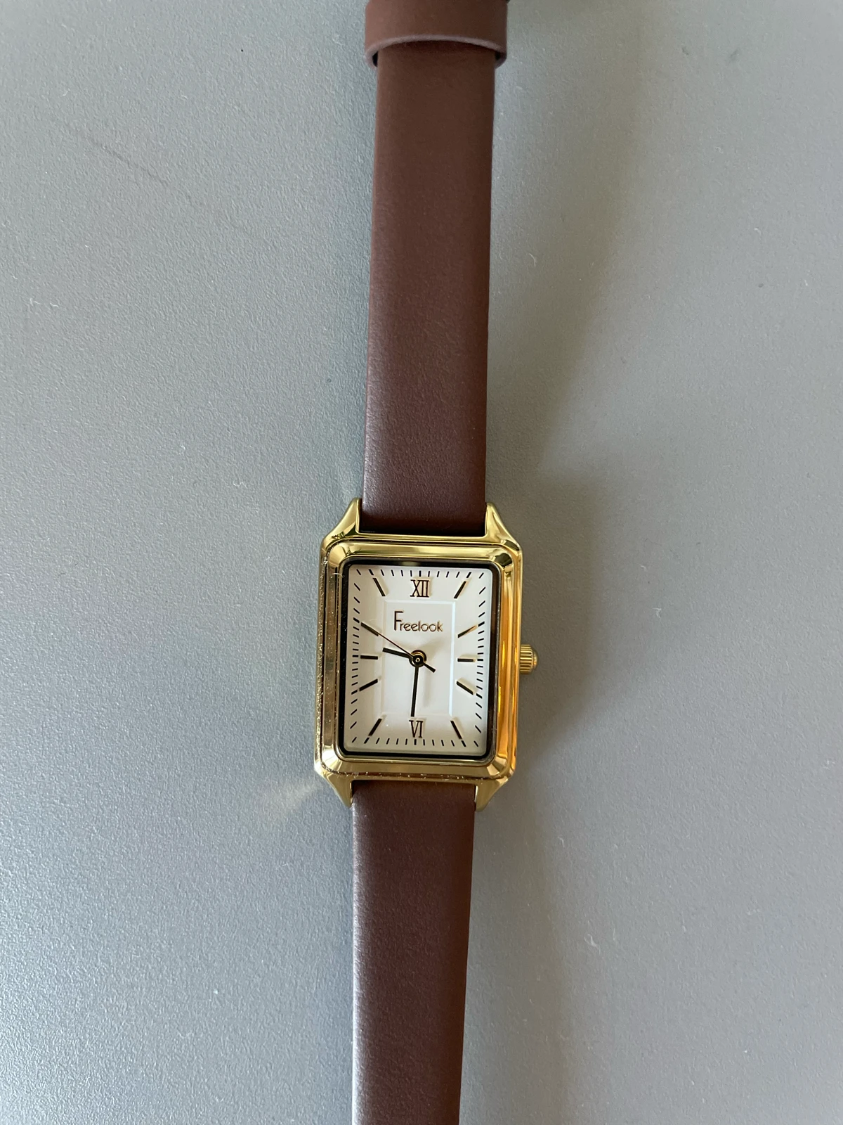 Freelook Paris watch