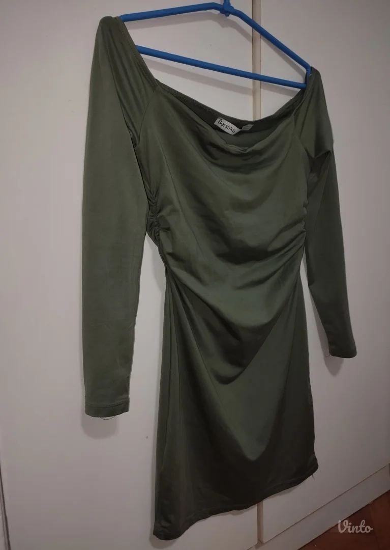 Bershka-Kratka haljina