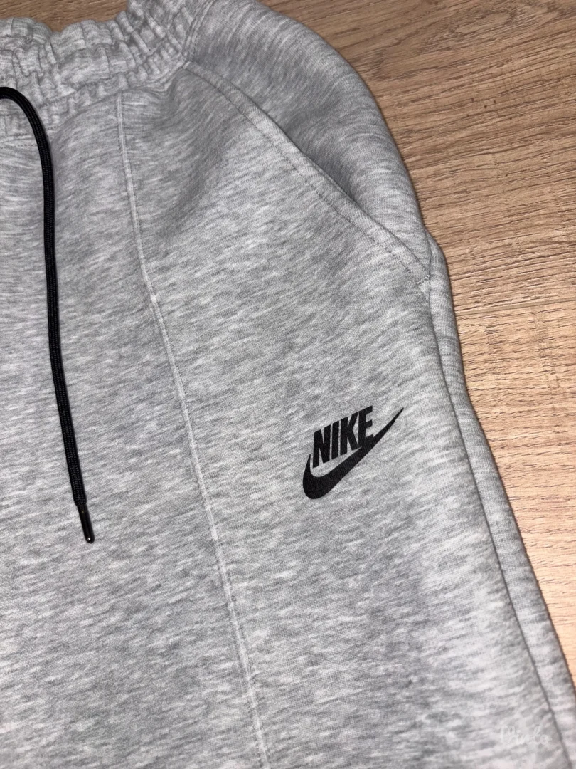 Nike Tech Fleece Trenerka